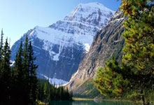 开云体育app-RNG绝杀中国男篮，阿尔卡拉斯三分雨点燃全场激烈交锋2025世界赛，点燃全场激情